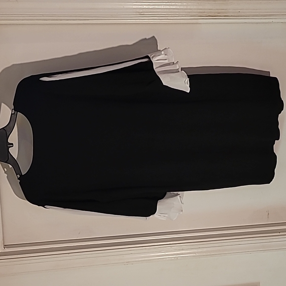 New York and Company dress - Picture 2 of 4